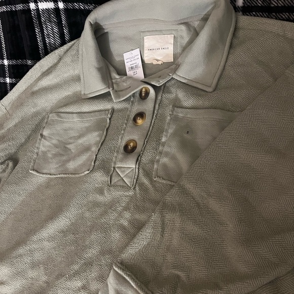 AE sage green sweater size small - Picture 2 of 3